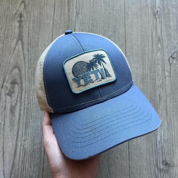 Blue Yeti trucker hat - Picture 1 of 2